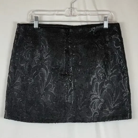 Blank NYC Vegan Leather Black Sequined Mini Skirt Size S - Picture 3 of 10